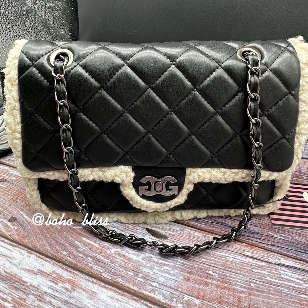 GILDA PARIS | Sherpa Faux Fur Trim Black Quilted Handbag NWT